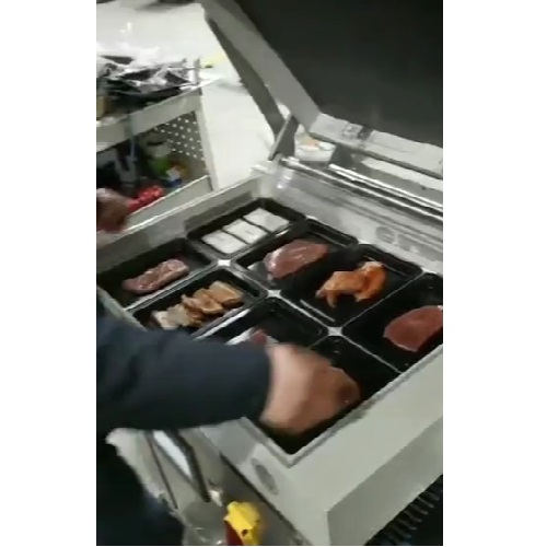 Vacuum skin packing (VSP) machine operation